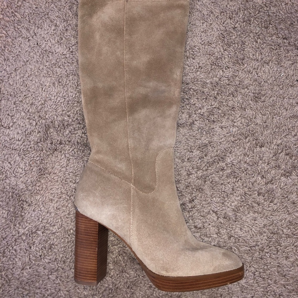 MICHAEL KORS SIZE 8 WORN ONCE
